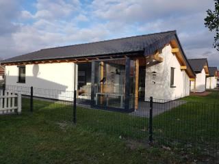 N3 Charmantes eingezäuntes Ferienhaus mit Garten - Butjadingen - 0