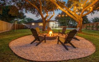 Friendswood Getaway - 5 Bedrooms + Pool + Patio - Friendswood - 9