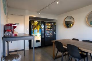 Impeccably cozy hotel room Developer Inn Express - 1