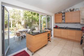 ※ Relaxing Home- Parking & Gorgeous Gardens (TSG)※ - Bath - 4