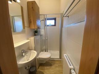 N5 Eingezäuntes Ferienhaus mit ebenerdiger Dusche - Butjadingen - 4