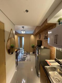Grass Residences Industrial-Themed Staycation - Manila - 7