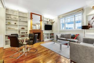 Ivy Queen's Gate 2 Pro-Managed - Londra - 8
