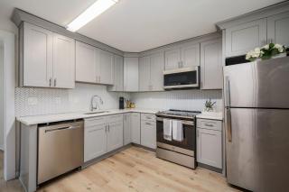 Relax in a Modern Luxury 1BD in Sylvan Hills - Atlanta - 4
