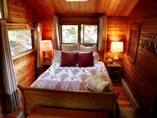 The Tuwanek Hotel and Spa - Sechelt - 1