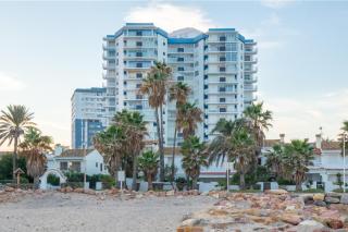 Apartamento en complejo residencial con piscina y garaje a 100m del mar - Las Canteras - 1
