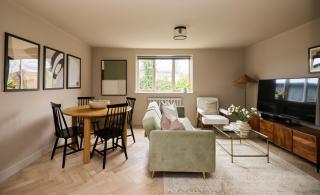 The Twickenham Wonder - Lovely 1BDR Flat with Parking - Twickenham - 0