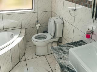 Khutso Boutique Hotel - 4