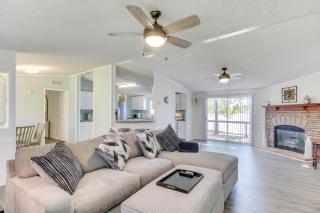 Lakefront Prosperity Home with Private Boat Dock - 7