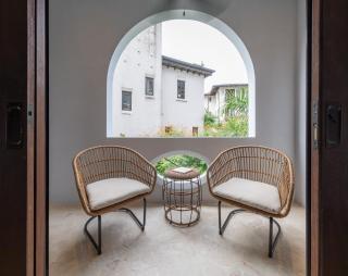 Mediterranean-Style Villa with a Private Plunge Pool, Ocean Views, and Exclusive Beach Club Access - 1