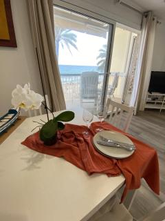 El Velero una terraza al mar - 5
