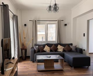 Navaro Apartments - 8