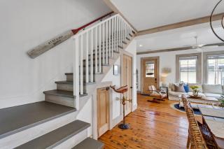 Blue Cottage By the Bay - Bay Saint Louis - 3