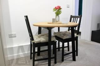 Modern 1BR Guest Lodge - Free Parking - Near LGW Airport - Crawley - 8
