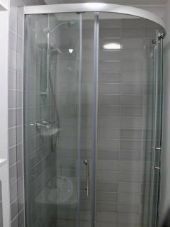 Modern 1BR Guest Lodge - Free Parking - Near LGW Airport - Crawley - 4