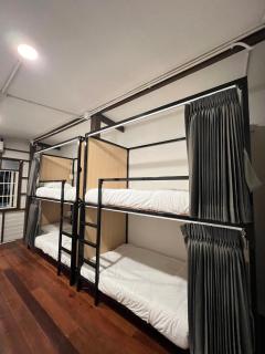 House Ju - 1
