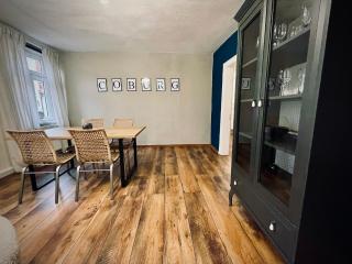 # One Apartment's / Parkplatz / Schlossplatz - Coburg - 2