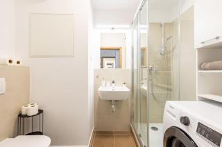 Cityscape Oasis: Active Studio Heaven - Bratislava - 5