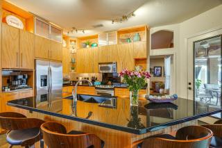 Phoenix Home with Private Oasis Walk to Lookout Mtn - Phoenix - 1