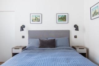 Modern Apartment & Rooms at Charing Cross - London - 2