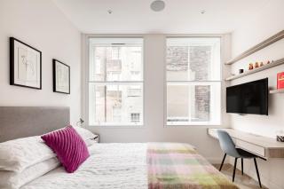 Modern Apartment & Rooms at Charing Cross - London - 7