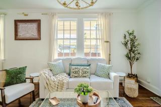 Serene 4 Bedroom Home near French Quarter with Wi-Fi and Parking - New Orleans - 1