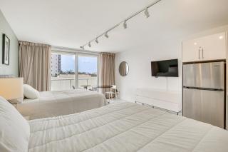 Ocean Views and Resort Perks Sunny Isles Beach Unit - Sunny Isles Beach - 6