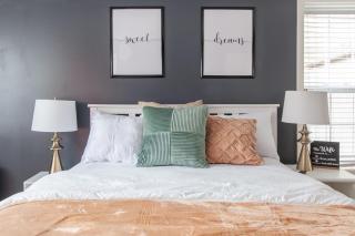 Cozy 5bedroom 4bath Retreat in Washington DC with Free Parking and next to a Bus Stop - Washington - 5