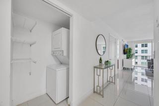 Luxury 1 Bedroom Apartment • Brickell • Unique Views - Miami - 1