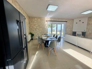Four Seasons - The Eco Friendly Villa - Kriopigi - 2