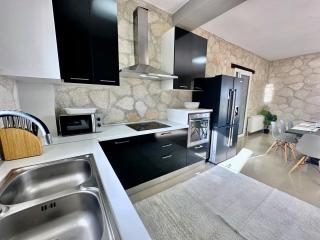 Four Seasons - The Eco Friendly Villa - 1