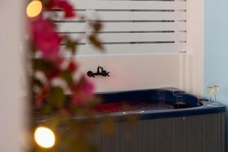 Victoria Luxury Suite - Private Jacuzzi & Terrace - Atene - 8