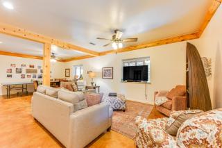 Mountain Cabin with Hot Tub 4 Mi to Shaver Lake! - Shaver Lake - 1