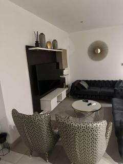 Pine Court - Accra - 5