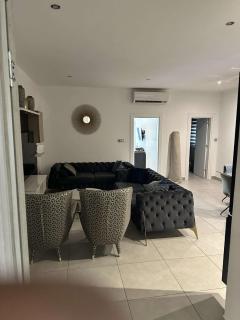 Pine Court - Accra - 6