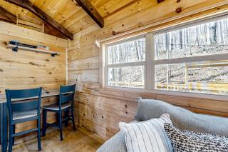 Hillside Hideaway - 2