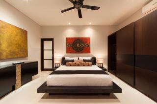 Amalika Private Pool Villa Central to Everything - Gili Trawangan - 3