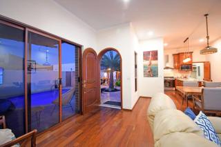 Oceanview rooftop private pool game room & bar - 4