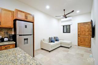 NEW Condo with Pool and Ocean View Roof near Beach 4 blocks - 1