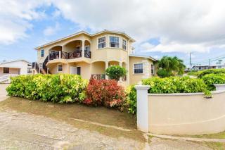 Oceanview Terrace I Full Kitchen I Steps to Beach I WiFi - Saint Lucy - 5