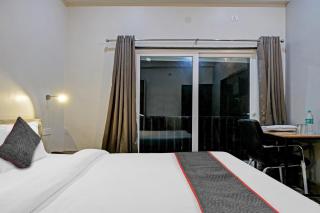 Super Townhouse Navneeta Grand - Varanasi - 1
