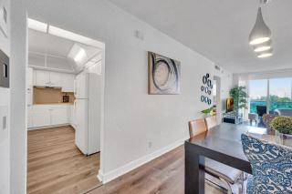 Spacious 1 BDR 1.5 BTH • Hallandale Beach - Hollywood - 4
