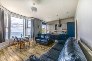 Bay View Holiday Apartments - Scarborough - 7