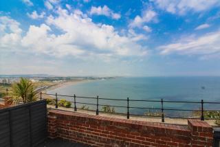 Bay View Holiday Apartments - Scarborough - 6