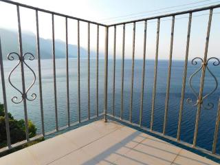 Apartments by the sea Pisak, Omis - 22946 - Pisak - 1