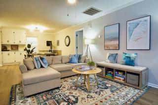 Bungalow Bliss ※ Beach Cottage Blocks From Ocean - Myrtle Beach - 0