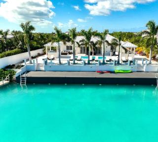 Luxurious Waterfront Sunset Bay Villa - Long Bay Hills - 4