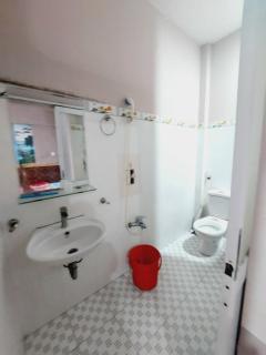 Nhà Nghỉ Hương Giang - Xóm Cây Sanh - 9