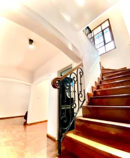 Lujosa Casa en Mendoza - Mendoza - 8