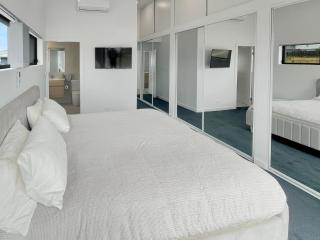 Coastal Comfort - Lake Cathie - 1